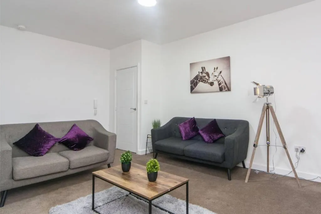 Luxury City Centre Penthouse With Balcony - 2 Bed Apartment Nottingham